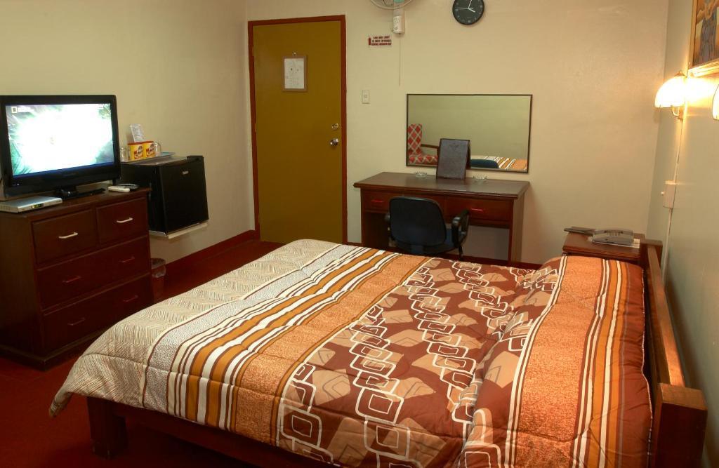 Phoenix Hotel Анхелес Стая снимка